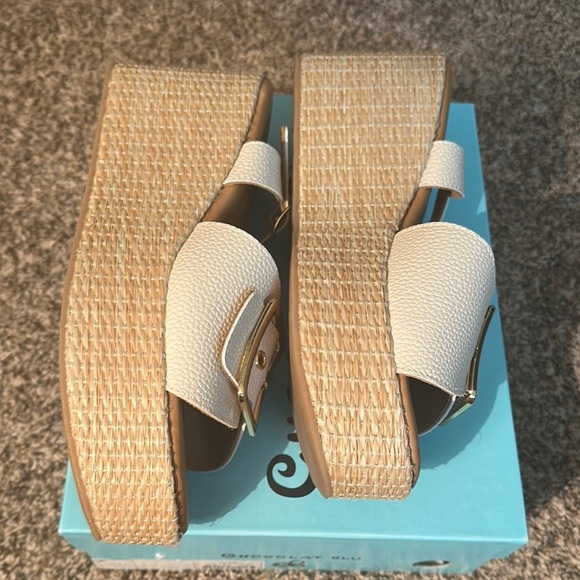 Chocolat Blu Cream Sandals with Gold Buckles - Picture 6 of 10